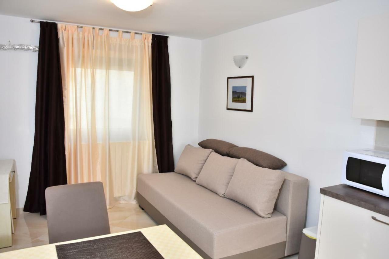 App Roko Appartement Poreč Buitenkant foto